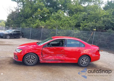 2018 Volkswagen Jetta 1.4T Se/1.4T Wolfsburg Edition from USA, damaged, VIN 3VWDB7AJXJM236405